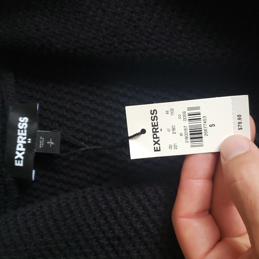 Express V Neck - Sweater - Picture 3 of 3